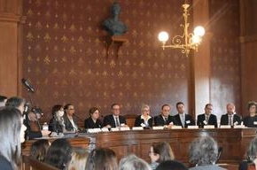 audience solennelle